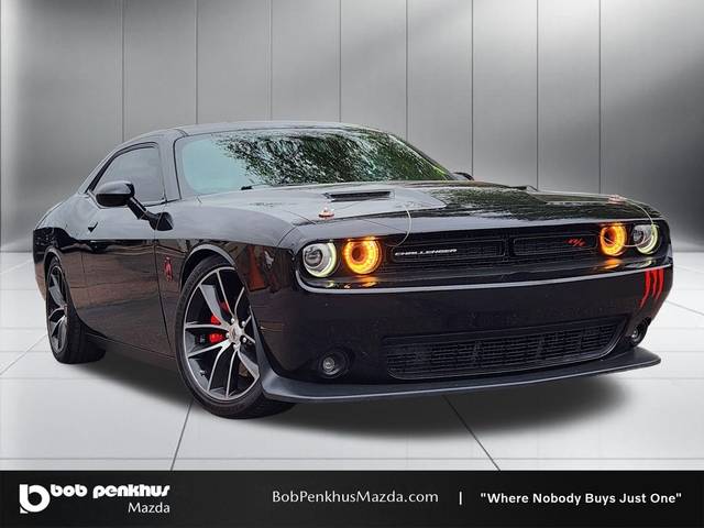 2018 Dodge Challenger R/T Scat Pack RWD photo