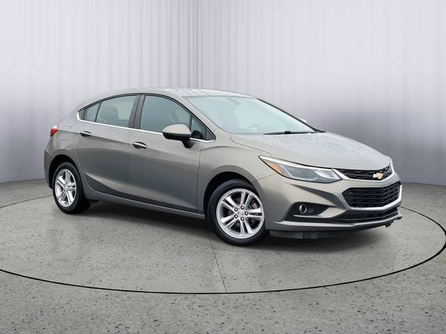 2018 Chevrolet Cruze LT FWD photo