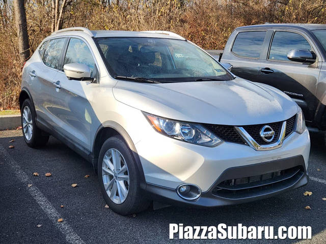 2017 Nissan Rogue Sport SV AWD photo