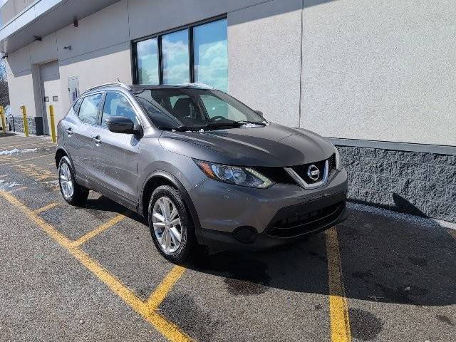 2017 Nissan Rogue Sport SV AWD photo