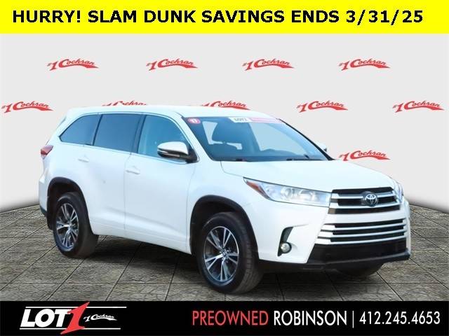2017 Toyota Highlander LE Plus AWD photo
