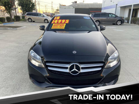 2018 Mercedes-Benz C-Class C 300 RWD photo