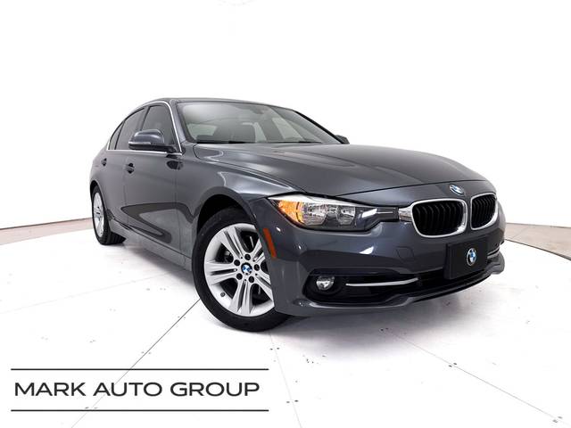 2017 BMW 3 Series 330i RWD photo