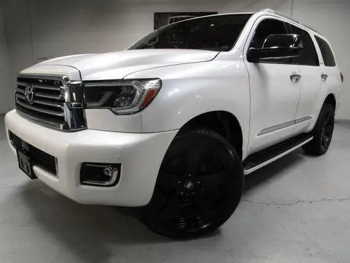 2018 Toyota Sequoia Platinum 4WD photo