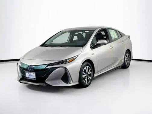 2017 Toyota Prius Prime Premium FWD photo