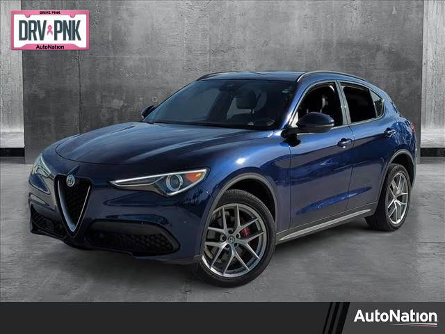 2018 Alfa Romeo Stelvio Ti Sport AWD photo