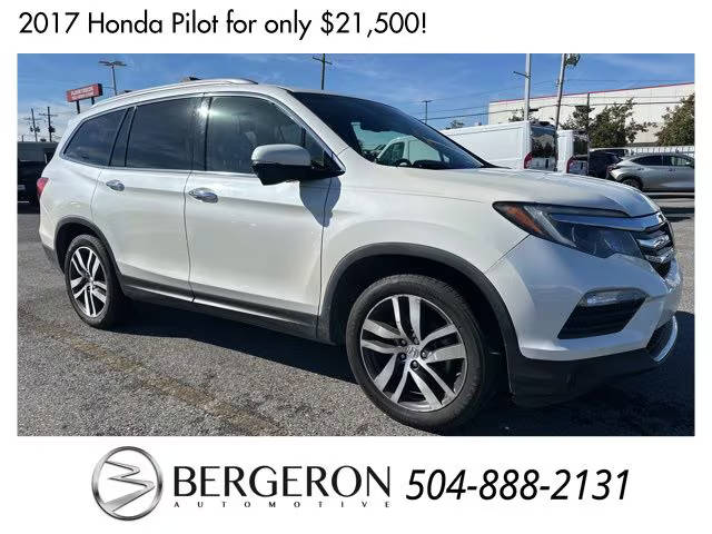 2017 Honda Pilot Touring FWD photo