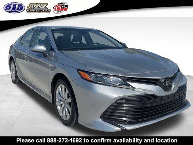 2018 Toyota Camry LE FWD photo