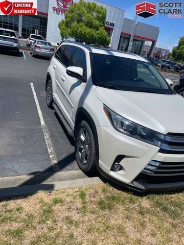 2017 Toyota Highlander Limited Platinum AWD photo