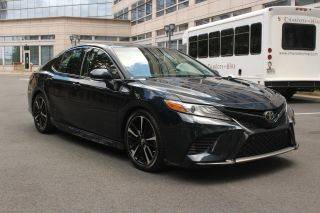 2018 Toyota Camry XSE V6 FWD photo