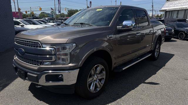 2018 Ford F-150 LARIAT 4WD photo