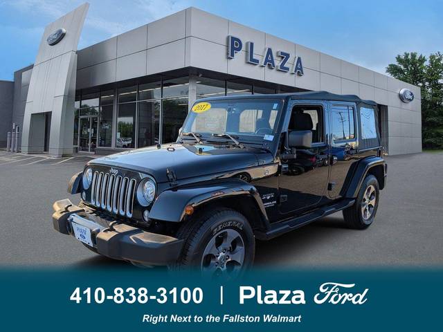 2017 Jeep Wrangler Unlimited Sahara 4WD photo