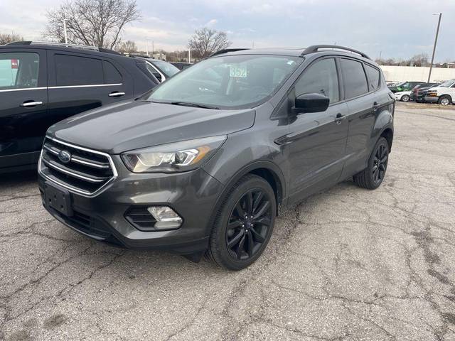 2017 Ford Escape SE FWD photo