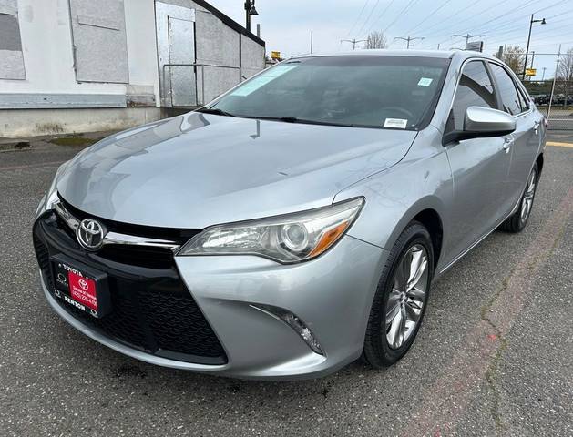 2016 Toyota Camry SE FWD photo