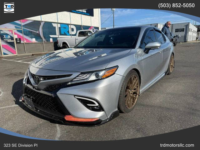 2018 Toyota Camry XSE FWD photo