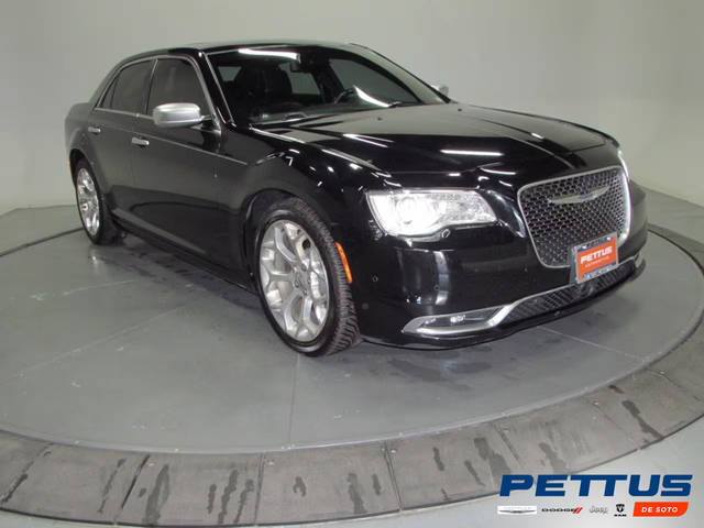 2018 Chrysler 300 300C RWD photo
