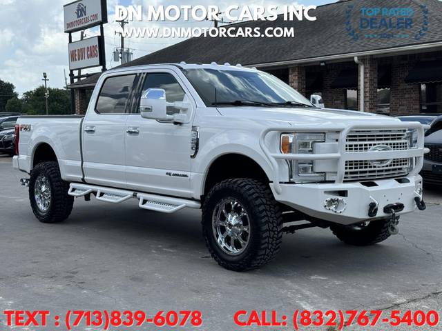 2017 Ford F-250 Super Duty Platinum 4WD photo