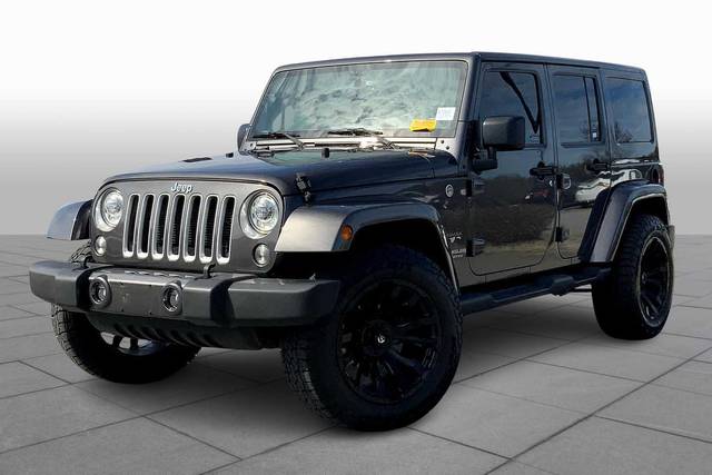 2017 Jeep Wrangler Unlimited Sahara 4WD photo