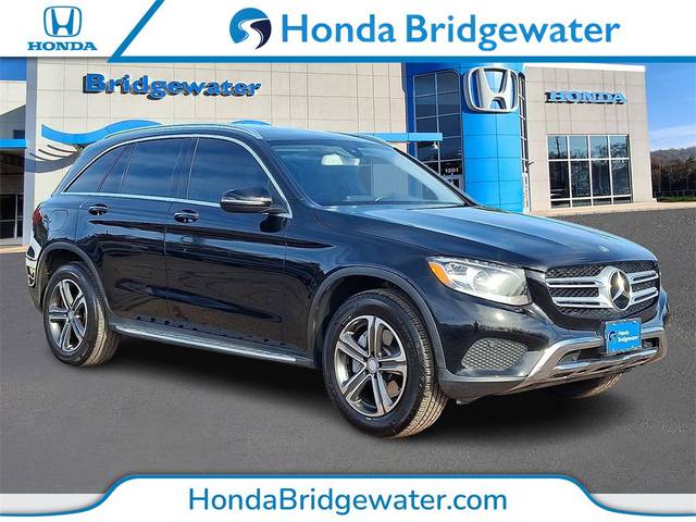 2016 Mercedes-Benz GLC-Class GLC 300 AWD photo