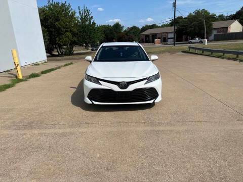 2018 Toyota Camry LE FWD photo