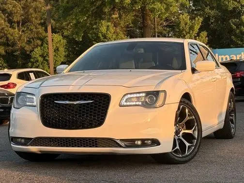 2018 Chrysler 300 300S RWD photo