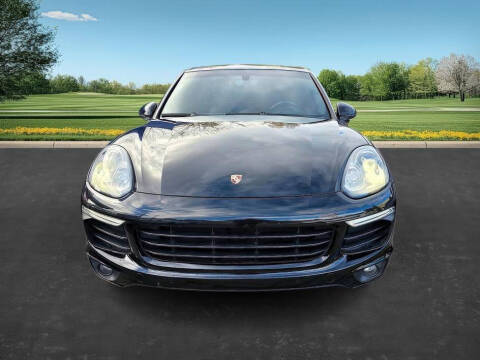 2018 Porsche Cayenne AWD photo