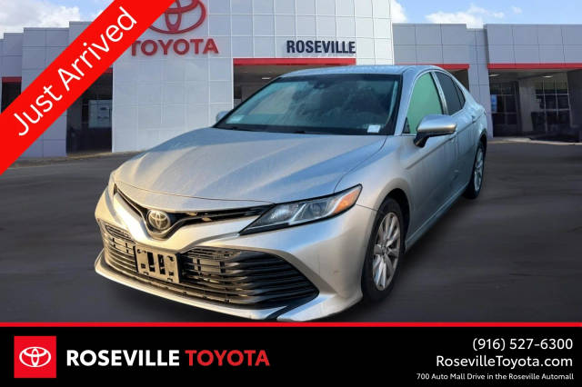2018 Toyota Camry LE FWD photo