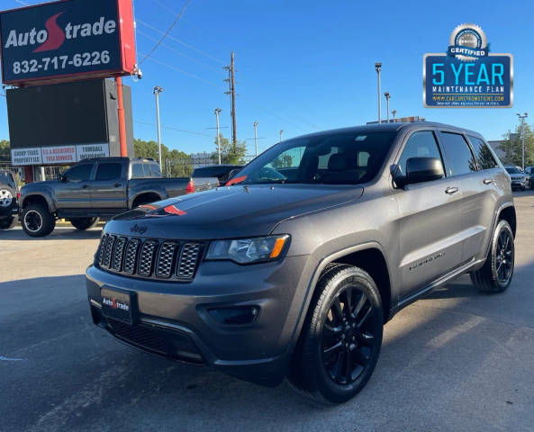 2018 Jeep Grand Cherokee Altitude 4WD photo