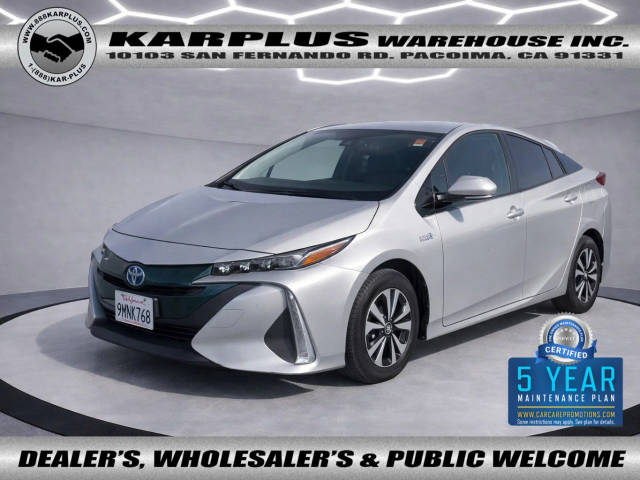 2017 Toyota Prius Prime Premium FWD photo