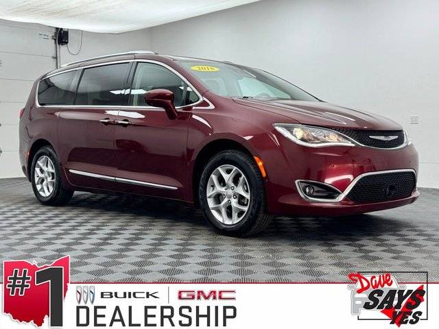 2018 Chrysler Pacifica Minivan Touring L FWD photo