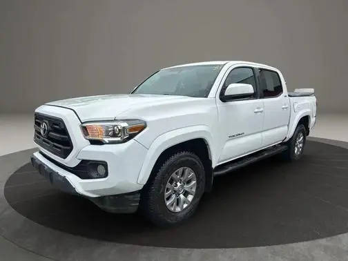 2017 Toyota Tacoma SR5 4WD photo
