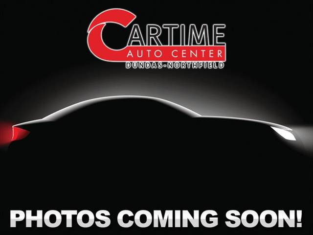 2016 Chrysler Town and Country Touring FWD photo