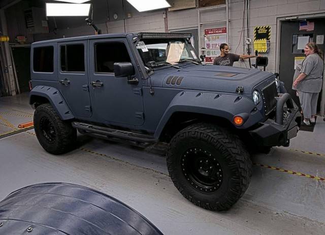 2017 Jeep Wrangler Unlimited Sport 4WD photo