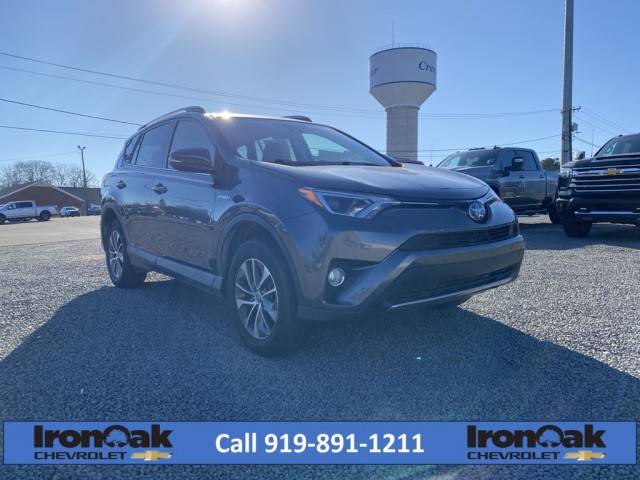 2018 Toyota RAV4 Hybrid XLE AWD photo