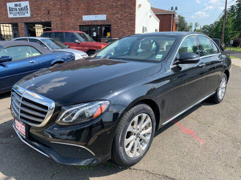 2018 Mercedes-Benz E-Class E 300 AWD photo