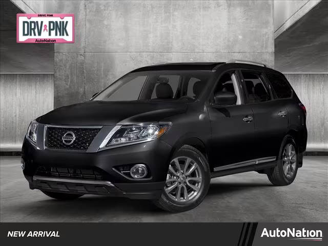 2016 Nissan Pathfinder SV 4WD photo