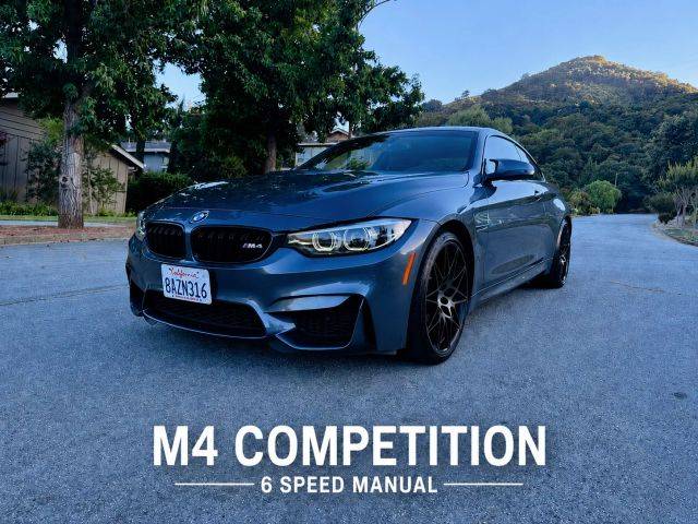 2018 BMW M4 RWD photo