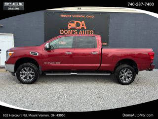 2017 Nissan Titan XD SL 4WD photo