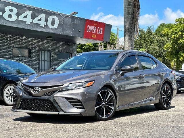 2018 Toyota Camry LE FWD photo