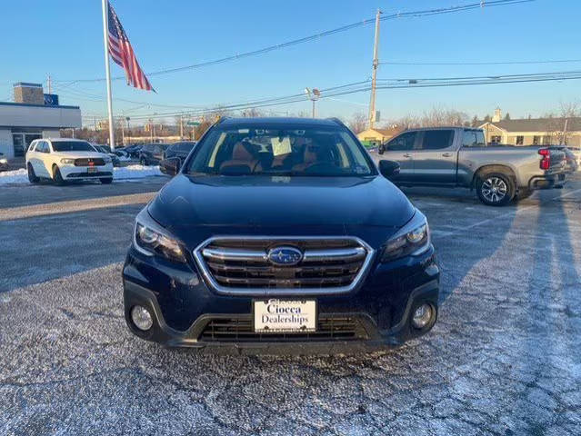 2018 Subaru Outback Touring AWD photo