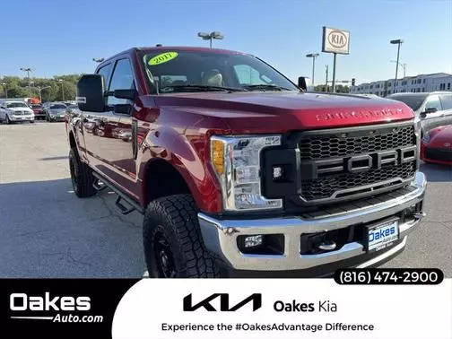 2017 Ford F-250 Super Duty Lariat 4WD photo