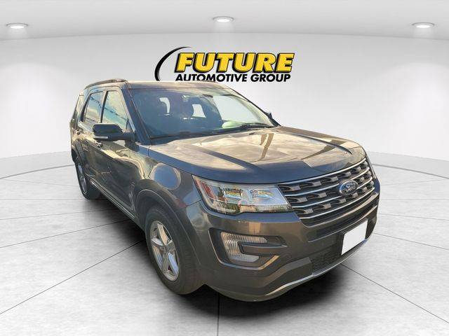 2017 Ford Explorer XLT 4WD photo