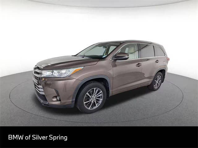 2017 Toyota Highlander XLE AWD photo