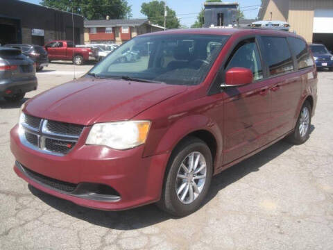 2016 Dodge Grand Caravan SXT FWD photo