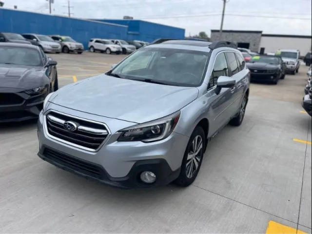 2018 Subaru Outback Limited AWD photo