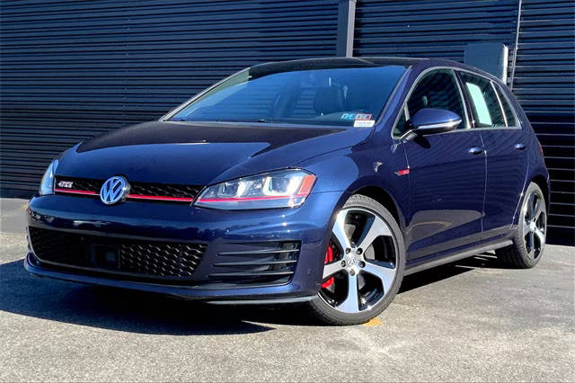 2017 Volkswagen Golf GTI Autobahn FWD photo