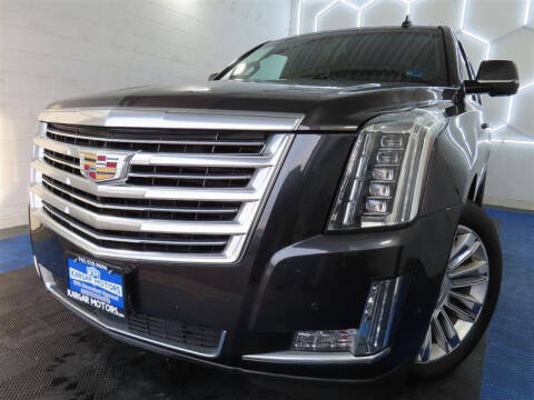 2018 Cadillac Escalade ESV Platinum 4WD photo