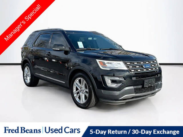 2017 Ford Explorer XLT 4WD photo