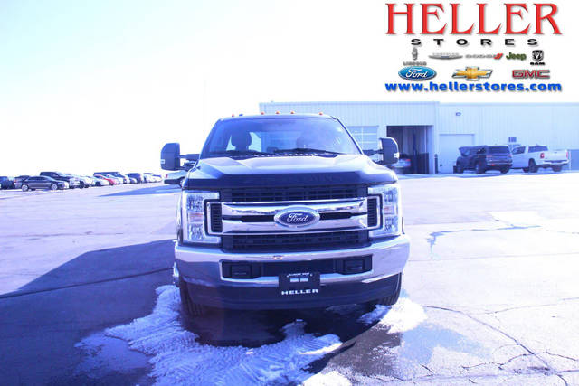 2017 Ford F-350 Super Duty XLT 4WD photo