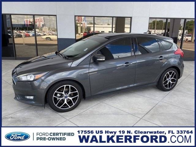 2017 Ford Focus SEL FWD photo